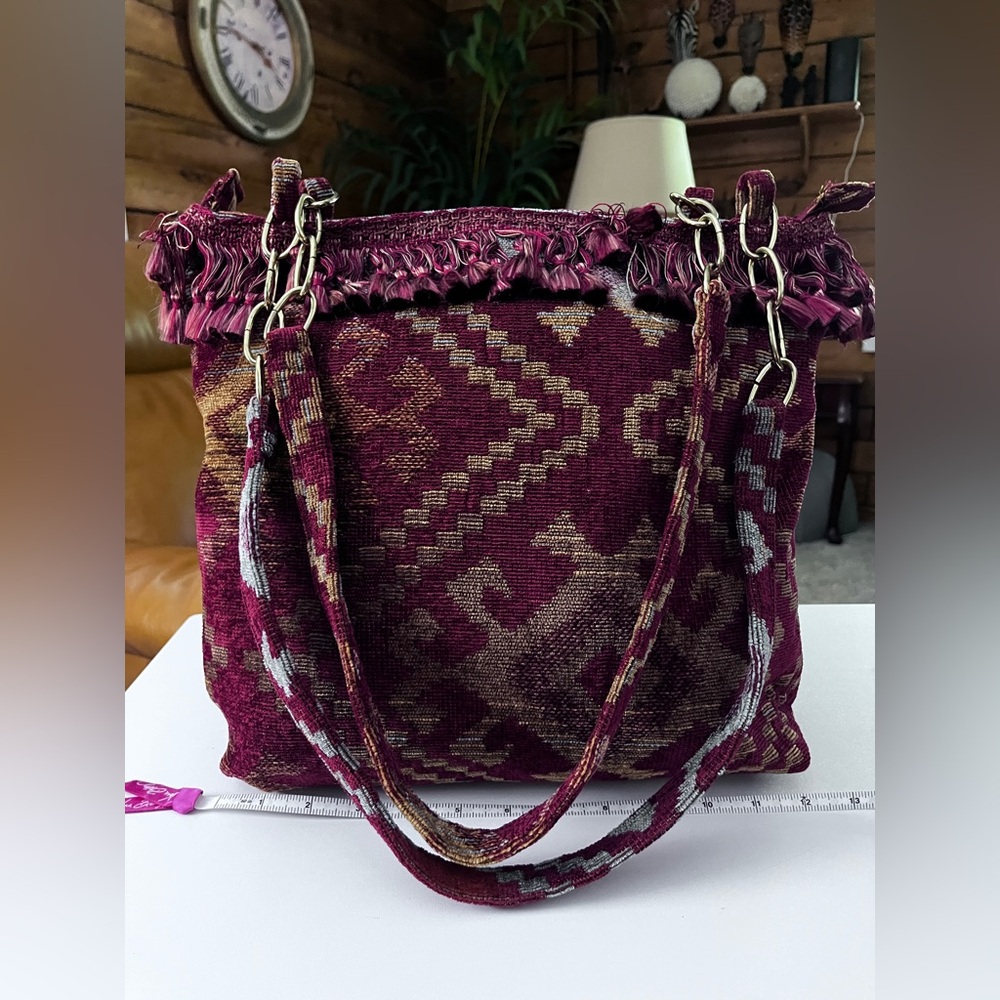 Fringed Zip Top Jacquard Tote Bag in Deep Wine Large